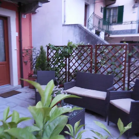 Ca' Melia לינה וארוחת בוקר *